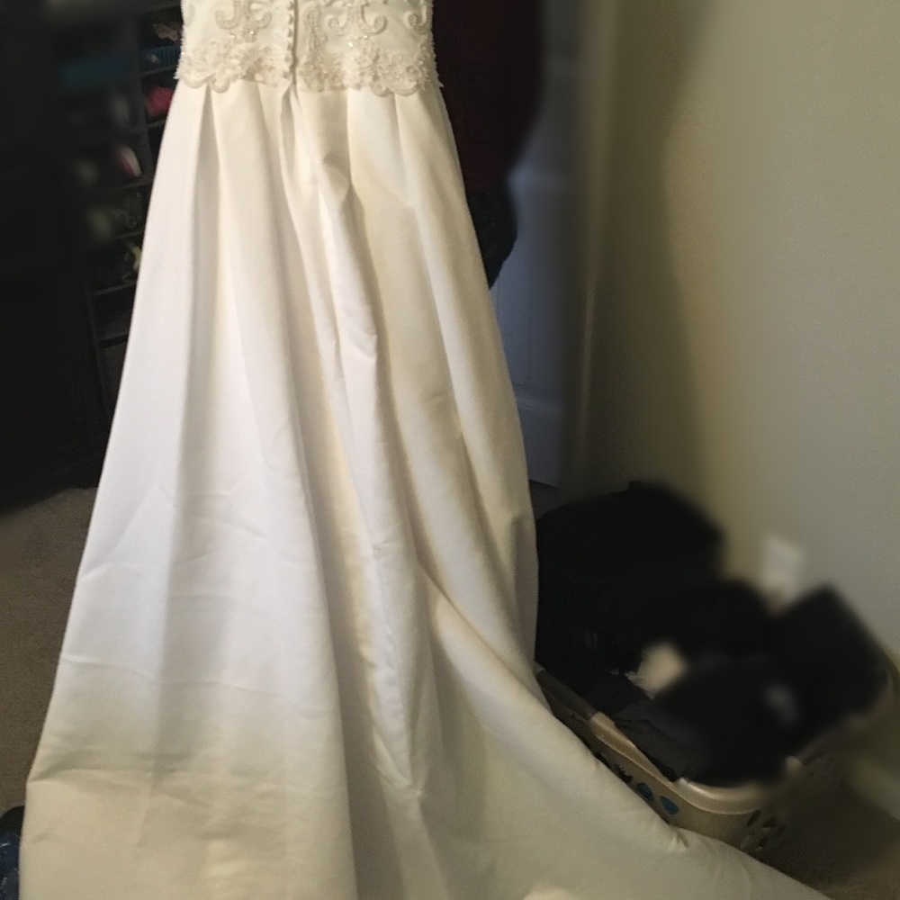 Pure white wedding dress